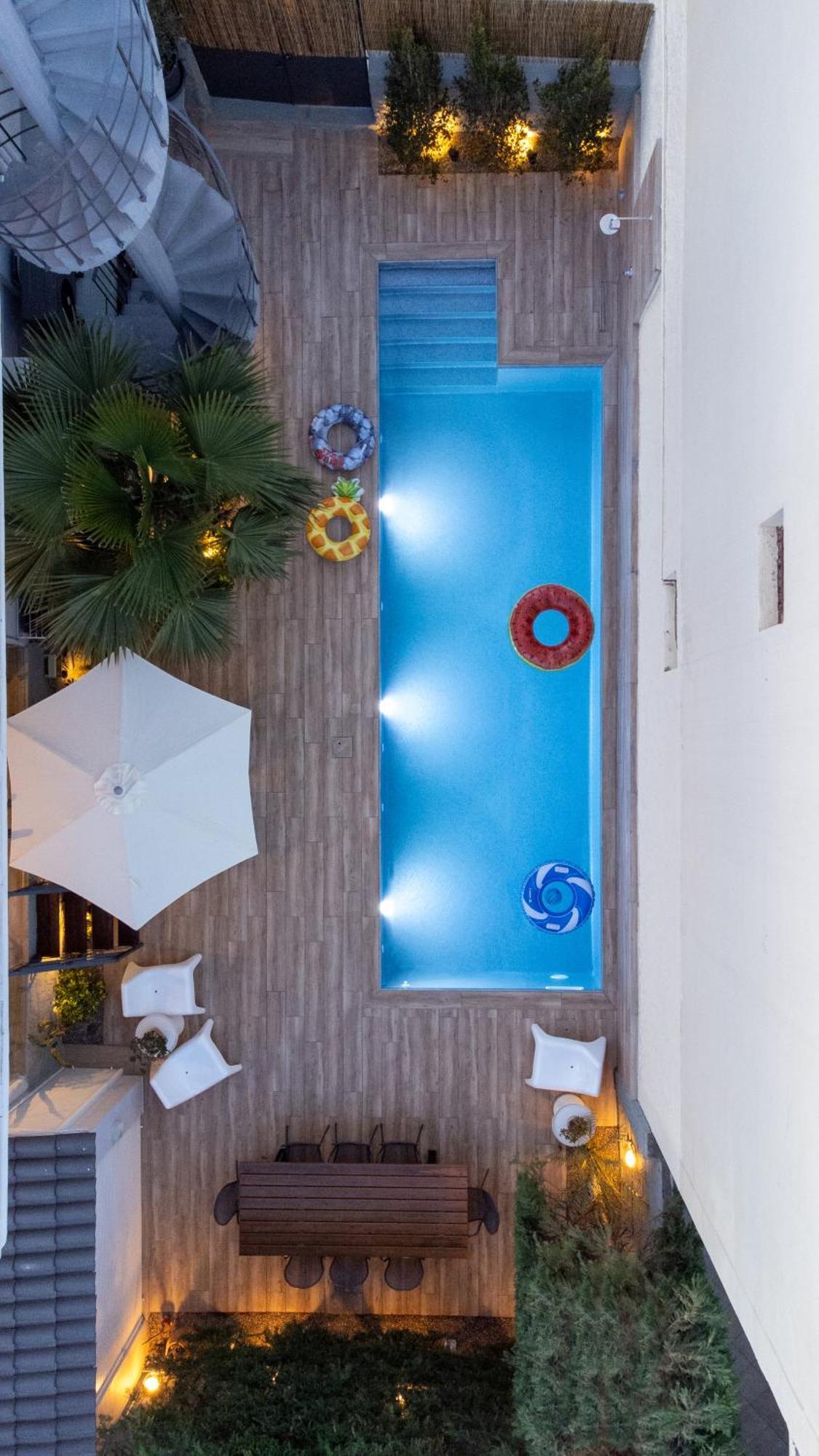 Thalias Quarters - Kalamata Mediterranean Villas Eksteriør billede